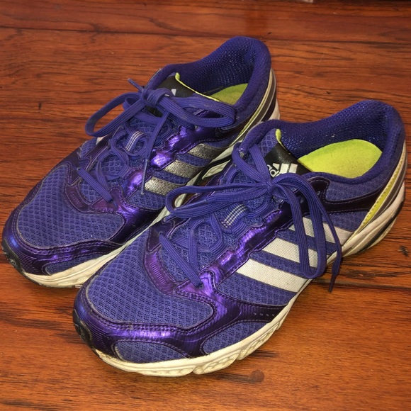 Adidas Runners - Picture 1 of 3